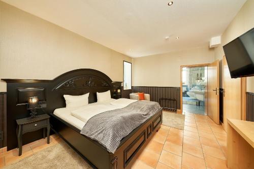 1 queen bed