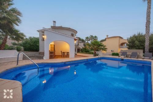 Villa image 7
