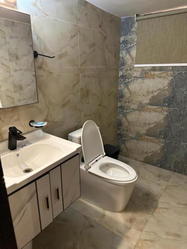 Dream Home Family Guest House - image 12