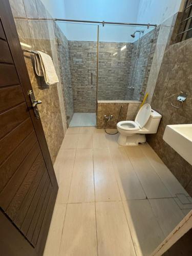 Dream Home Family Guest House - image 4