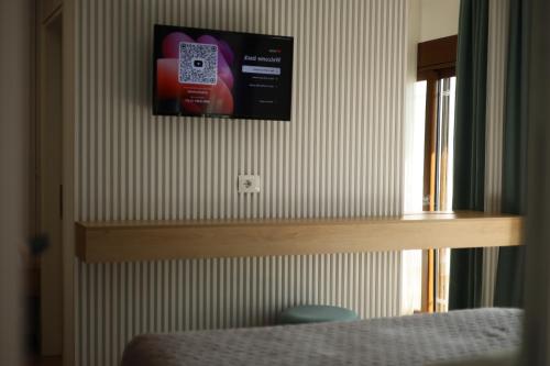 Deluxe Triple Room image 2