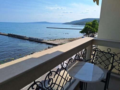 Апартамент Maraya 1 комплекс Карпе Дием, Balchik (foto 9)