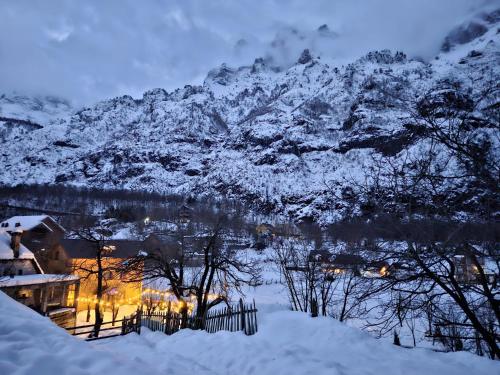 Guesthouse Mehmeti in Vrita