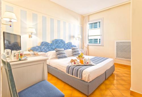 room detail thumbnail 0