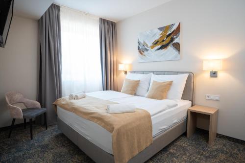 Kikelet Club Hotel - image 9