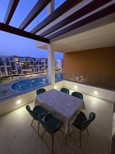 Balcony/terrace, Appartement cosy avec vue piscine Mirador Golf 3 in Cabo Negro