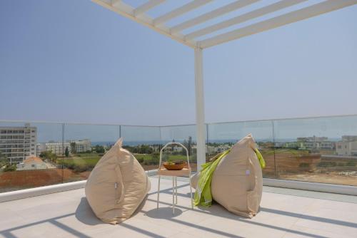 Villa with Private Pool image 4