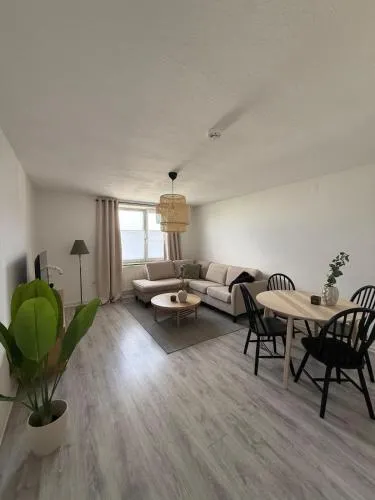 Schicke Wohnung gegenüber Bahnhof in Kassel, Deutschland