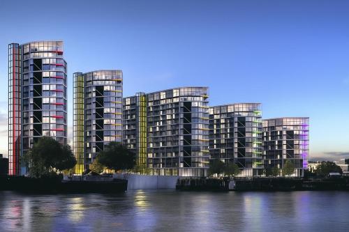 Two Bedroom Flat Central London - image 12