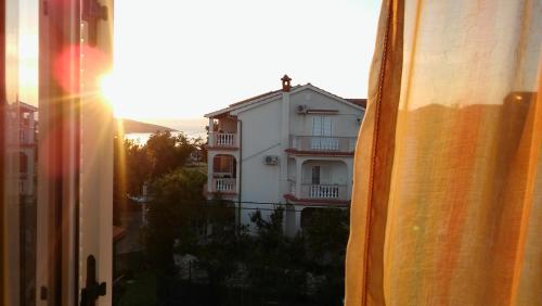 Apartment with Balcony image 8