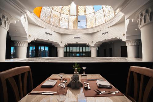 Restaurant, Riviera Aqua Park Resort in Al Ahyaa