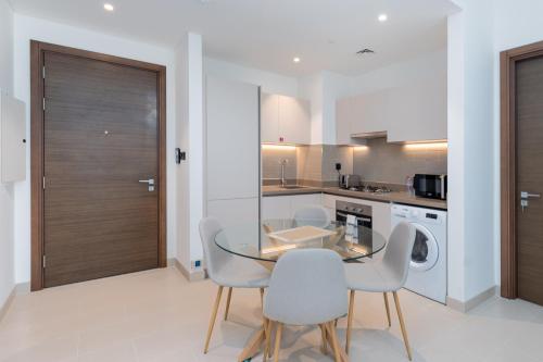 Ahlan HH - Luxury 2BR in Sobha Creek Vistas, Дубай (фото 8)