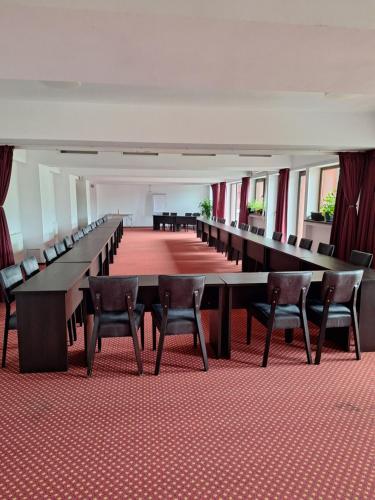 Hotel Carpați - image 6