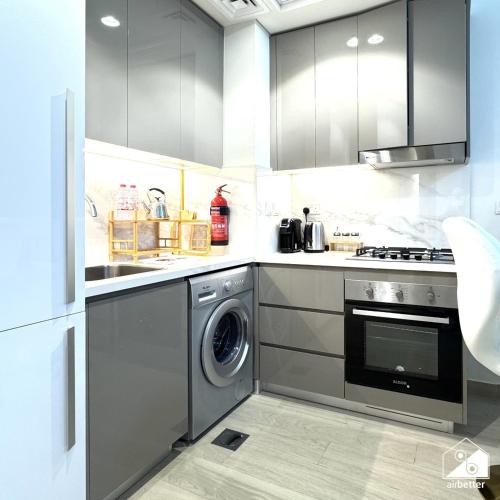 Stylish Pool View 1BR l Central Medyan Escape, Dubai (foto 9)