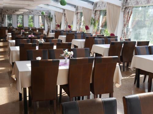 Hotel Carpați - image 4