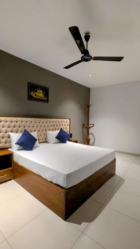 Royal Lion Hotel - Kandy Road, Galagadara in نوجاويلا