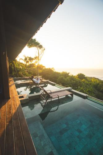 Suite with Pool View image 8
