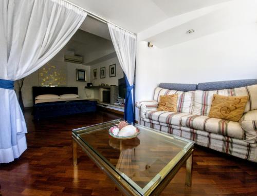 Frattina Family Romantic Superior Suite, Rom (Foto 9)