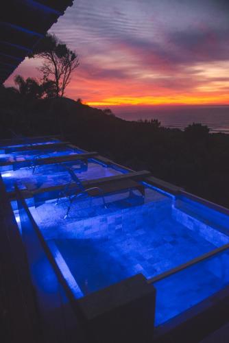 Suite with Pool View image 1