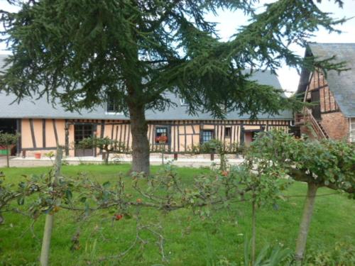 مدخل, Les Granges Du Bout De La Ville in مونفيل