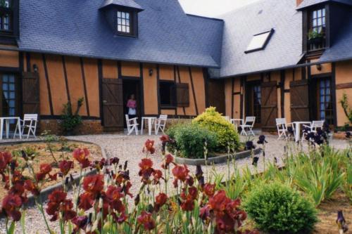 المنظر الخارجي, Les Granges Du Bout De La Ville in مونفيل