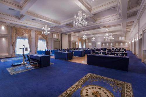 The Newgrange Hotel - image 11