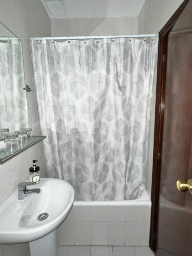 Hostal Río Paraná - image 11