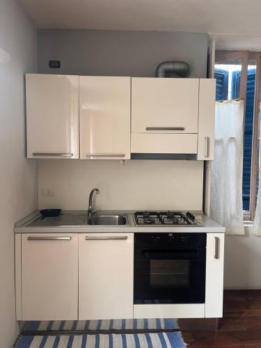 RL - Boutique Suites & Apartments 5