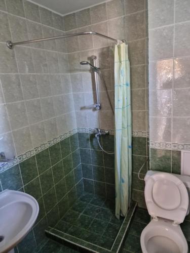 Standard Triple Room image 1