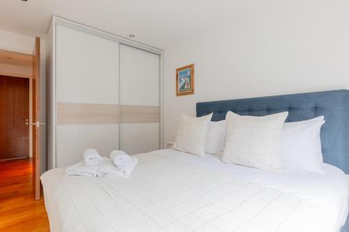 Modern 1BD Flat 6 min walk to Old Street Station, Лондон (фото 3)