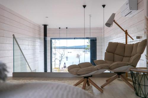 Polaris Villas Villa BLÄKK (Polaris Villas Villa BLAKK) in 穆奧尼奧