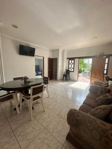 Facilities, Casona La Espanola in Seguros Tequendama