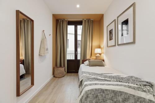 Cantone - 2 bedrooms, balcony and terrace in Ciutat Vella, Barcelona (fotografie 5)