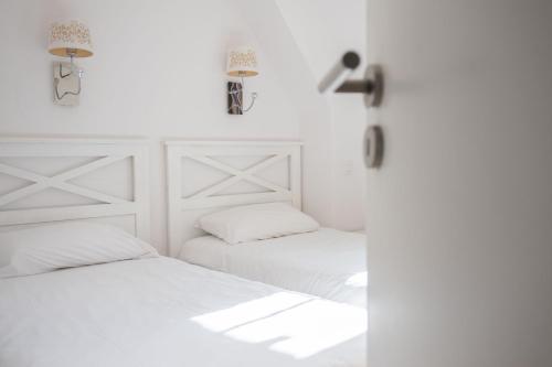 1 double bed, 2 twin beds, 1 sofa bed