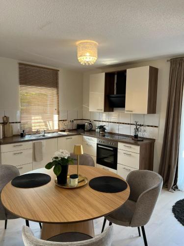virtuve, Ferienwohnung Hügel Blick (Ferienwohnung Hugel Blick) in Abentheuer