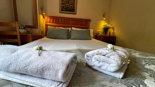 Double Room image 7
