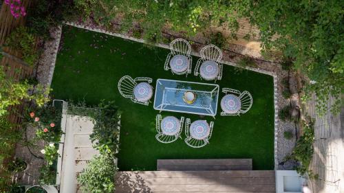 Acropolis Koukaki Loft Private Garden, Atenas