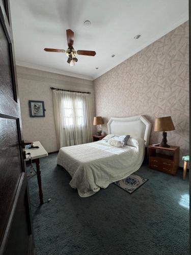 Double Room with Shared Bathroom image 2