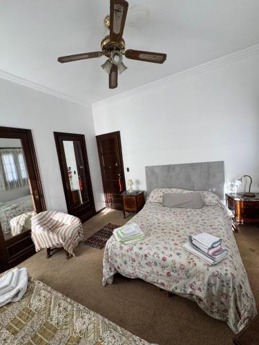 Superior Triple Room image 2
