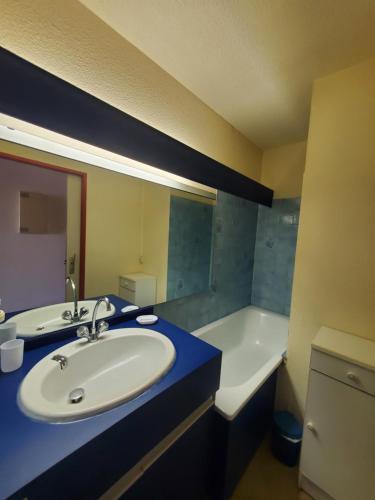 Two-Bedroom Apartment with Terrace image 1