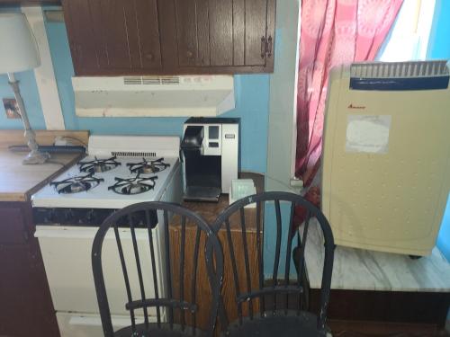 ARMANI MANOR Rustic UNIT 2 in Wildwood, USA