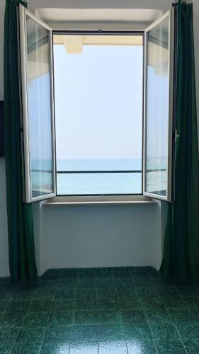 mare mare mare, Nettuno (foto 8)
