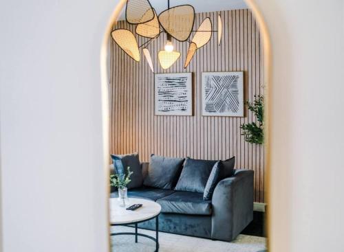 Modern Apartment Sleeps 4 & Free Parking, Manchester
