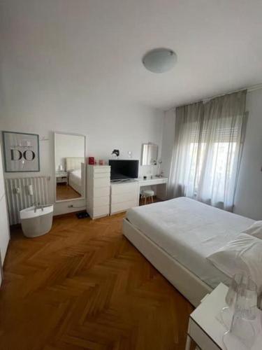 Holiday Milano, Mediolan