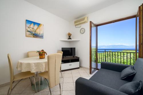 Two-Bedroom Apartment Standard