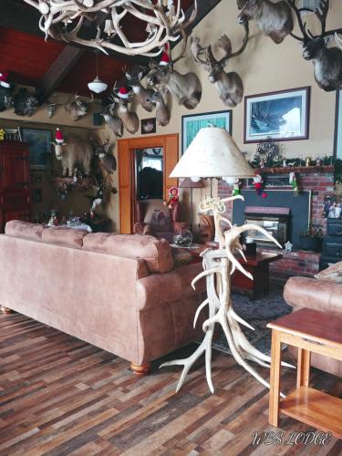 Whitebird Summit 5- room Lodge in Vaitbirda (ID)