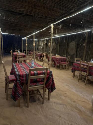 Authentic Desert Camp - Al Wasil in A'Sharqiyah Sands (Wahiba)