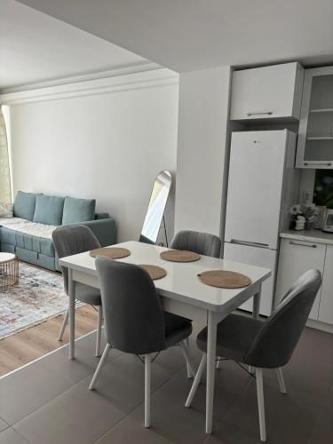 The Sky View Apartments, Skopje