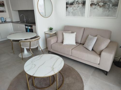 Premium Studio with Sea Views and Pool, Gibilterra (foto 7)
