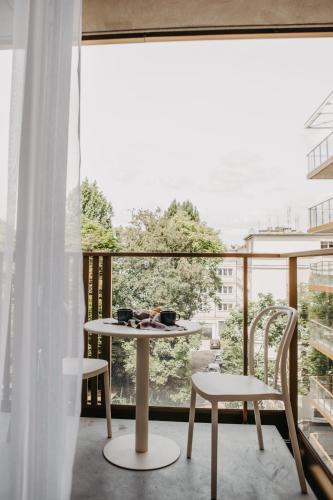 Czysta 4 - Apartament studio w Centrum Wrocławia, nowoczesny design, taras na dachu i przestrzeń do pracy - Wrocław - Fair Rentals, Breslau (Foto 4)